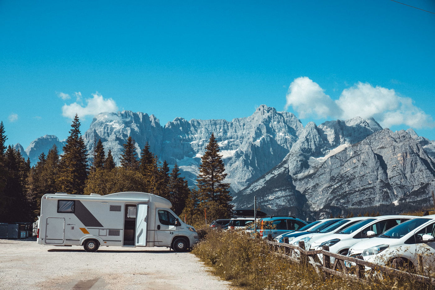 Awnlux camper awning kit is a package that includes everything you need to install or replace an awning on your recreational vehicle. These kits generally include the awning fabric, roller tube, arms, brackets, and hardware for mounting.