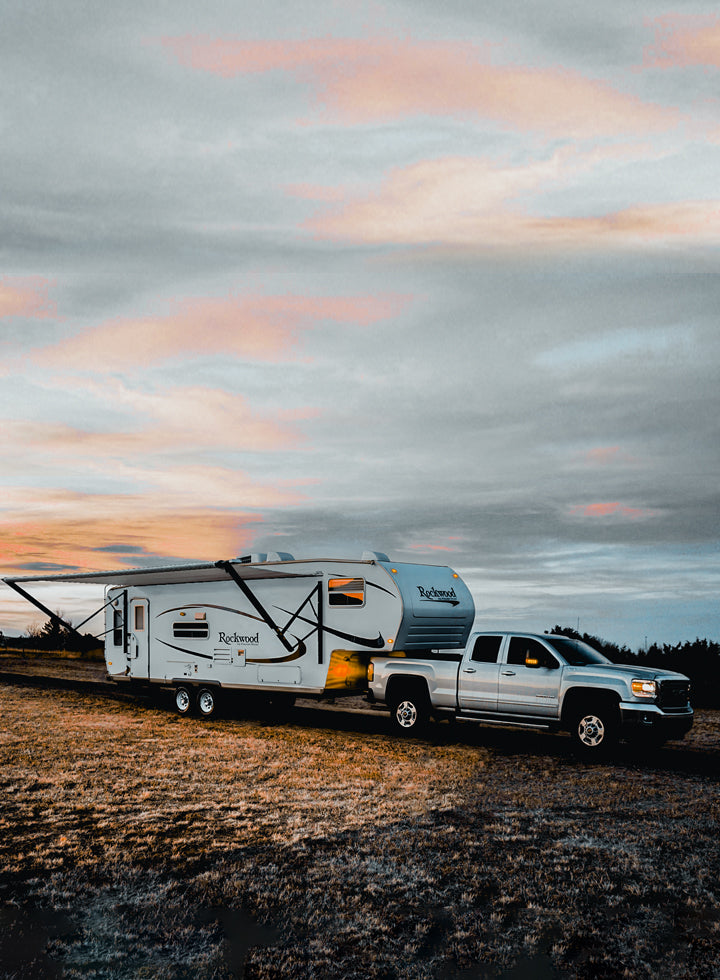 AWNLUX retractable rv awning kit features intelligent control switch, you can control the awning by on-button push.