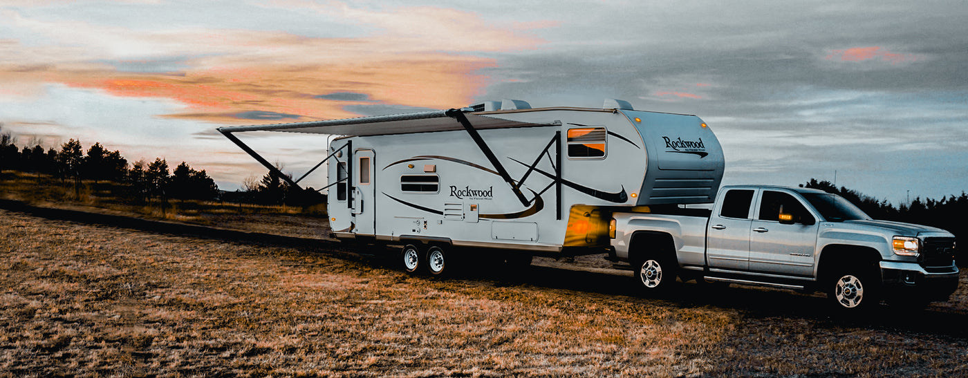 AWNLUX retractable rv awning kit features intelligent control switch, you can control the awning by on-button push.