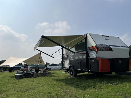 How to Choose the Best RV Awning for Your Travel Trailer or Caravan: Manual vs. Electric - AWNLUX