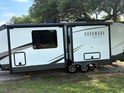How To Stop Slide Out Awning Fabric Sagging? - AWNLUX