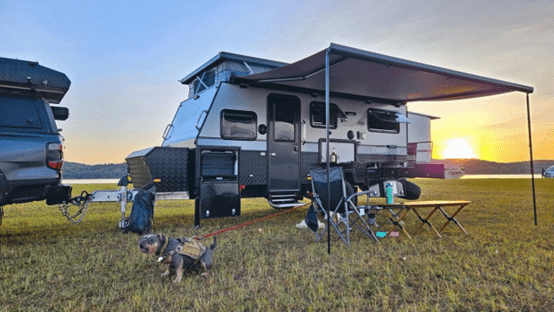 RV Outdoor Life Tips: RV awnings - AWNLUX