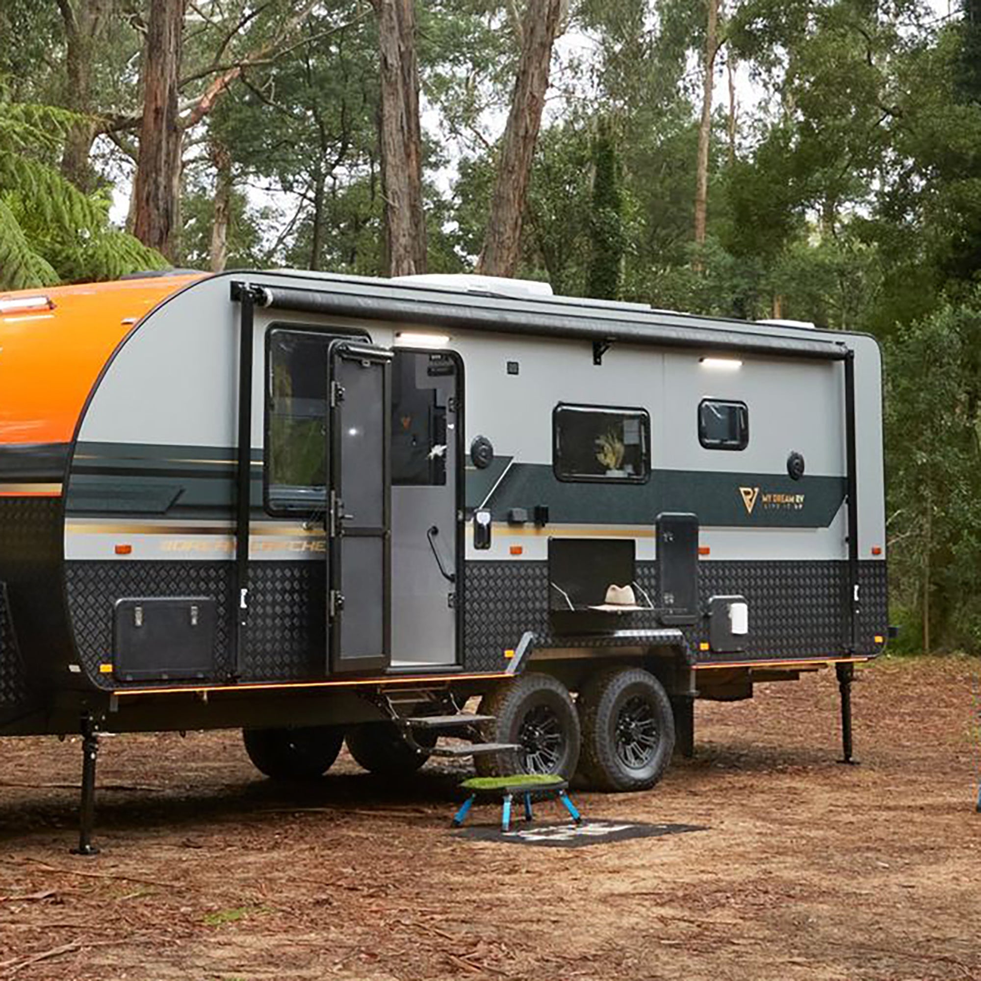 AWNLUX black-frame manual RV patio awning kit